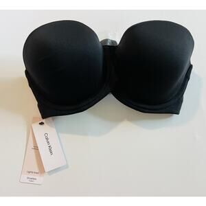 Calvin Klein Strapless Bra 30DD Black Lightly Lined Convertible Straps NWT